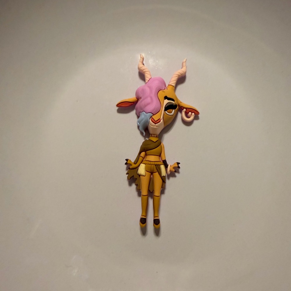 Disneys Zootopia 2 mystery Magnet “Gazelle” - Picture 4 of 4